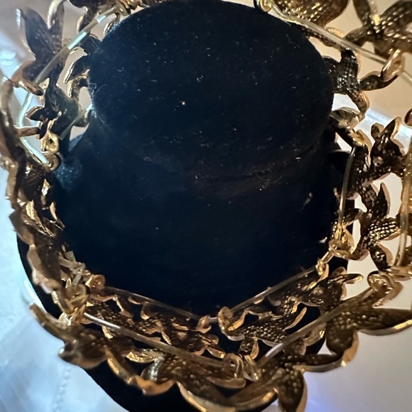 Faux brush gold and crystal matching floral bracelet and ring set - Picture 6 of 6